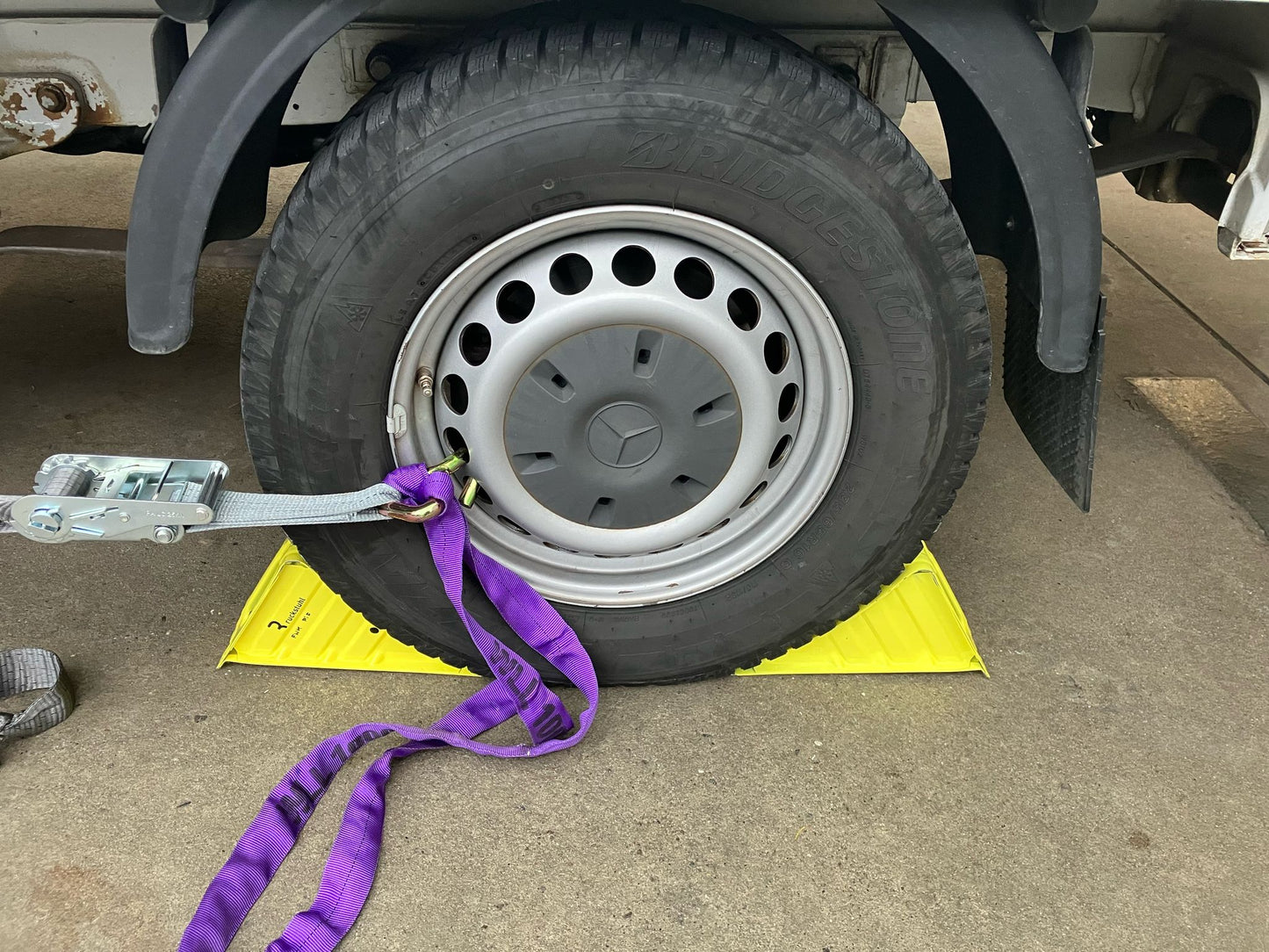 EV-STOP Typ 2 Komplett-Set mit Radkeil
